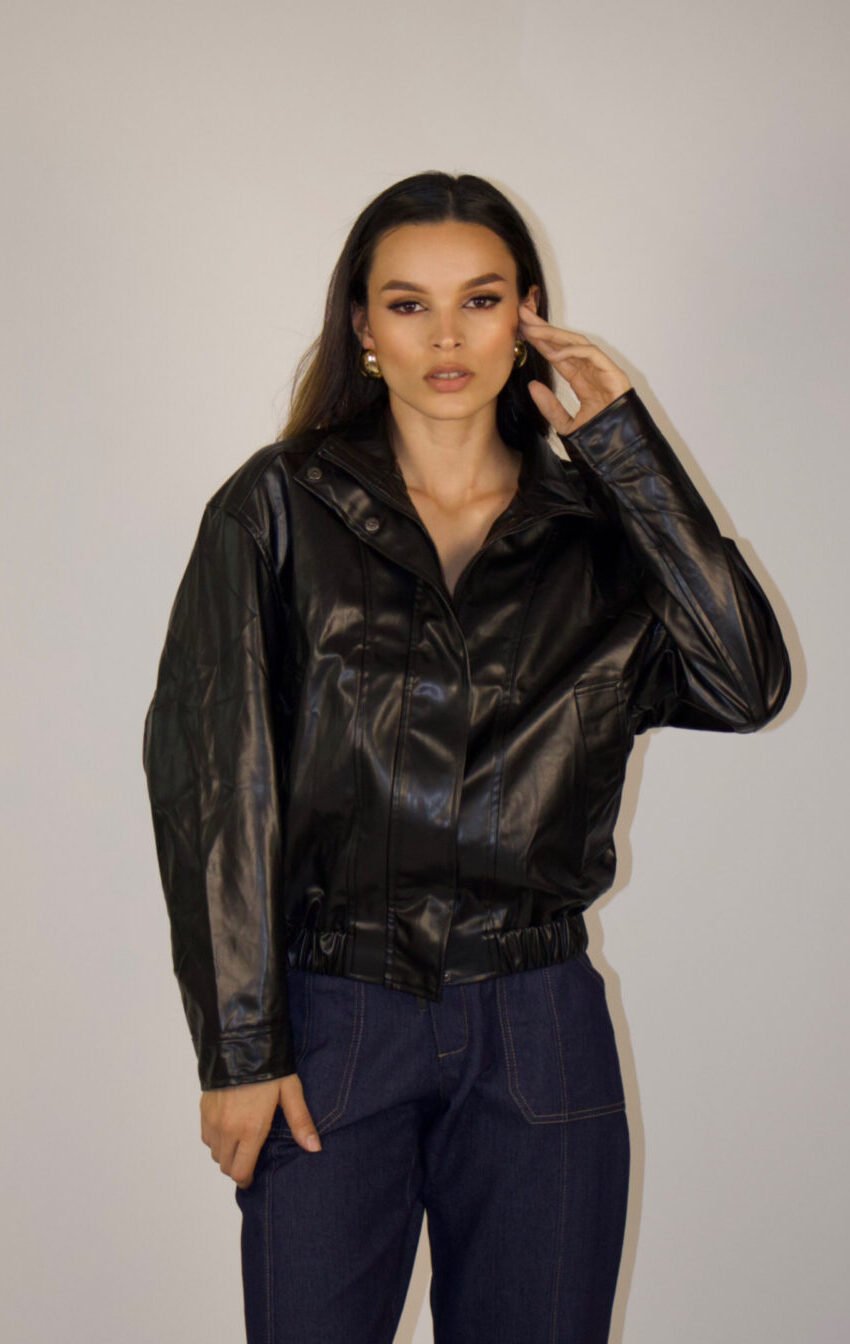 chamarra vinipiel oversize