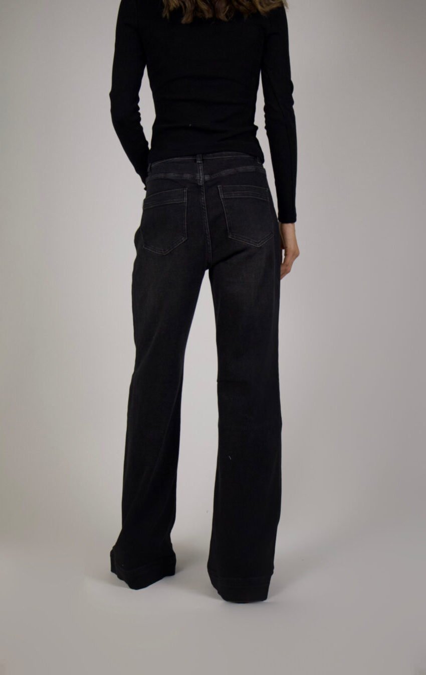 jeans corte recto - Image 2