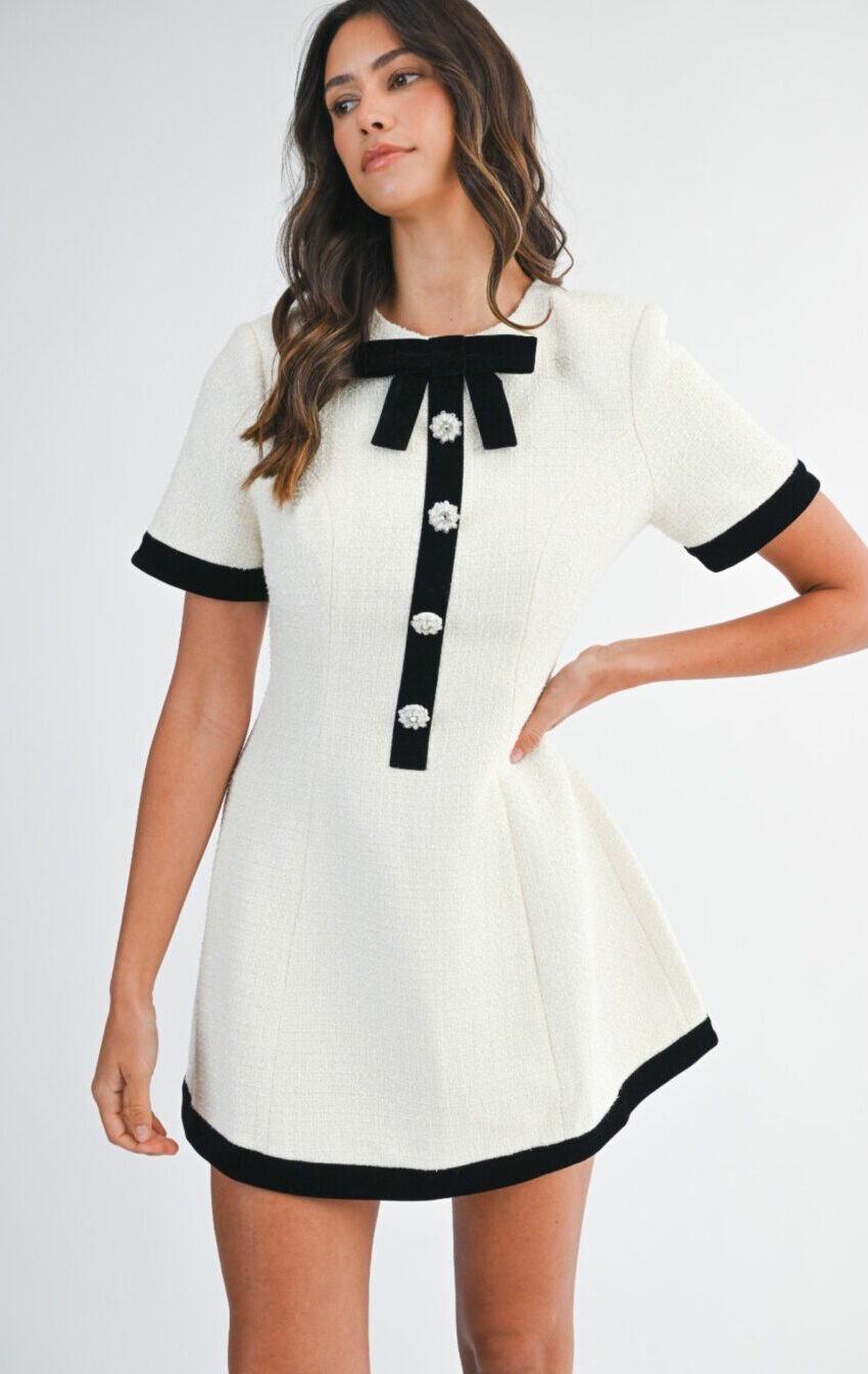 vestido tweed con moño negro