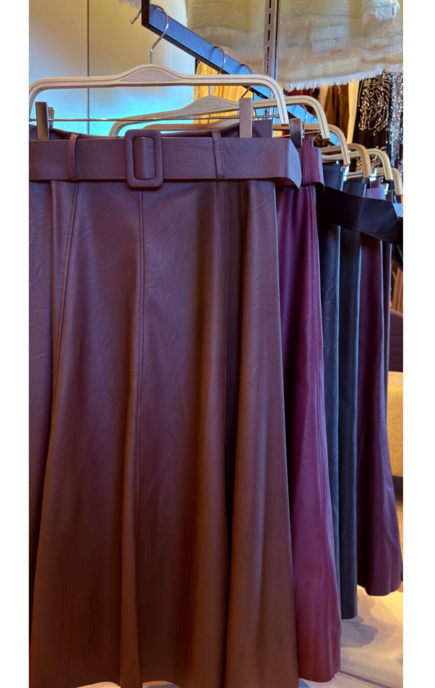 falda vinipiel - Image 4