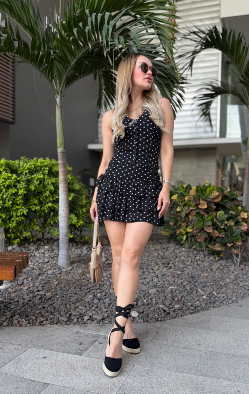 conjunto polka falda y top