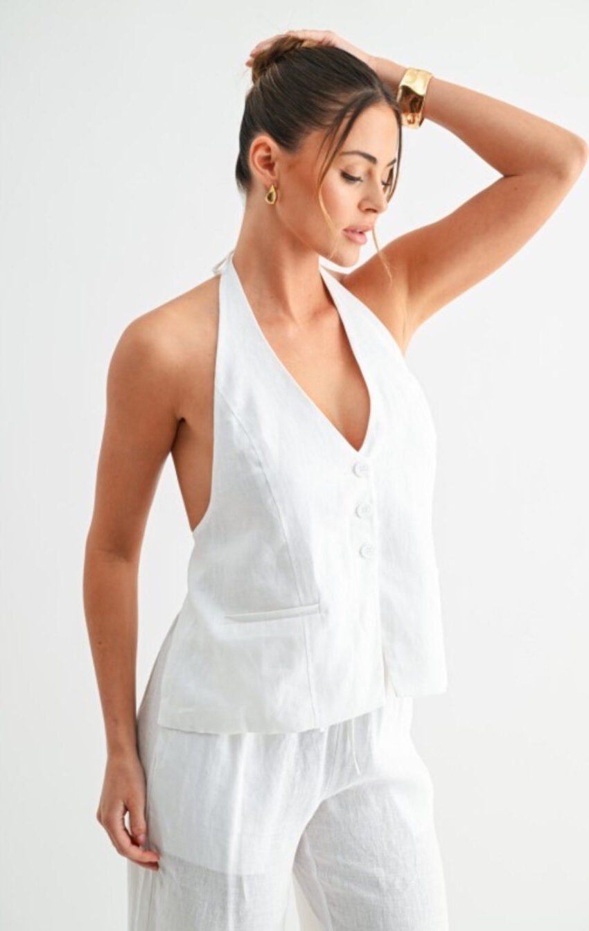 top de lino con escote en espalda