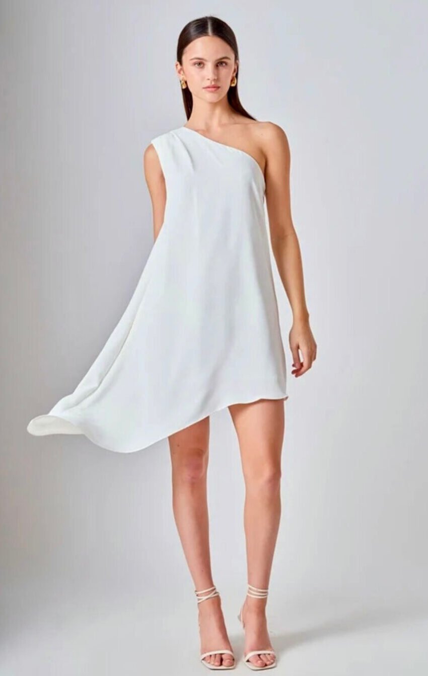 vestido asimetrico gia