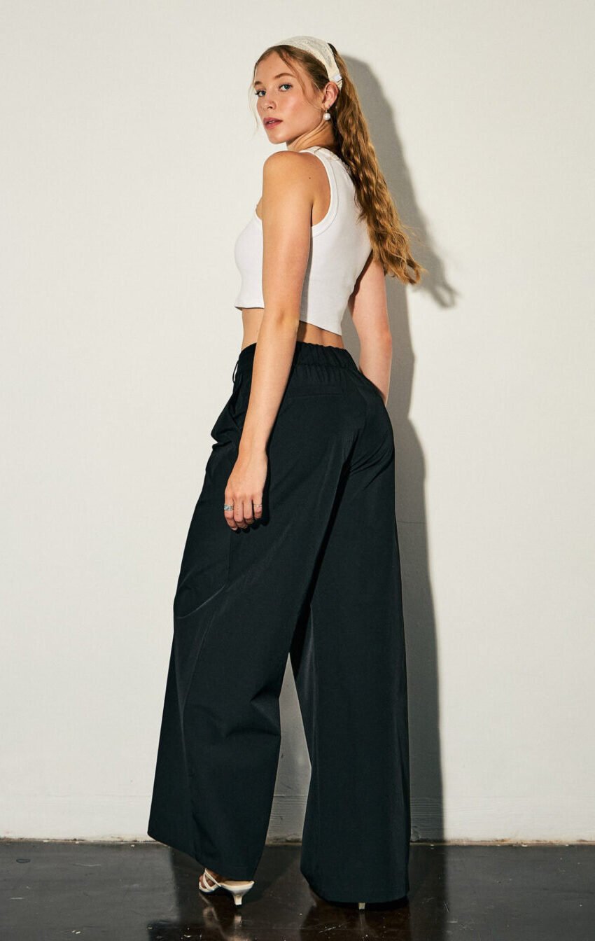 pantalón negro con pinzas - Image 3