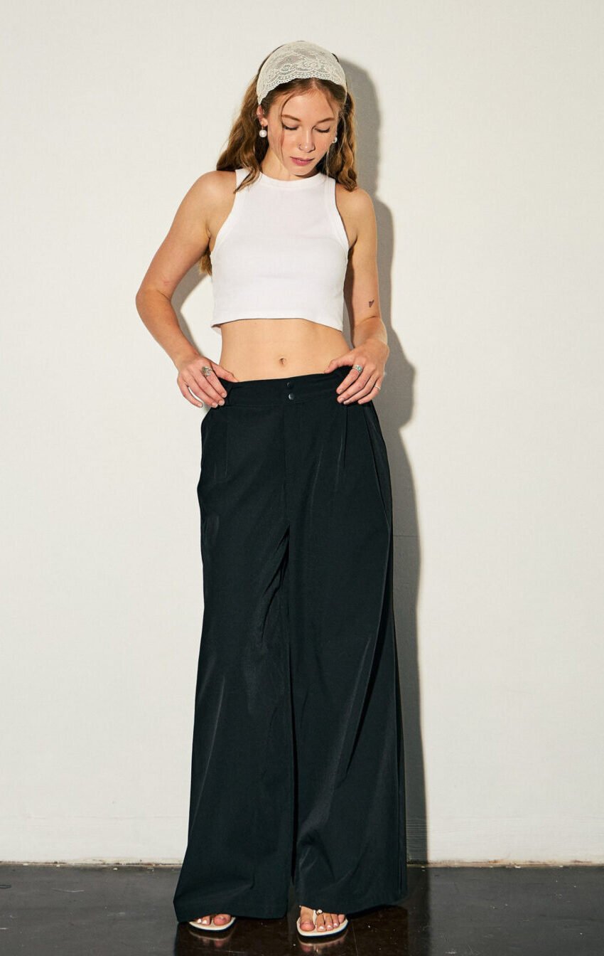 pantalón negro con pinzas - Image 2